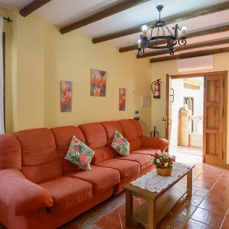 Palomas Ii By Ruralidays Holiday home *